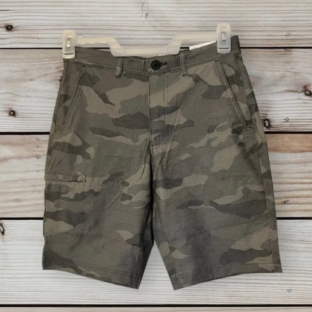 Brand New Men's Tech Cargo Shorts‎ by Sonoma® Camouflage 10-Inch Shorts Size 29